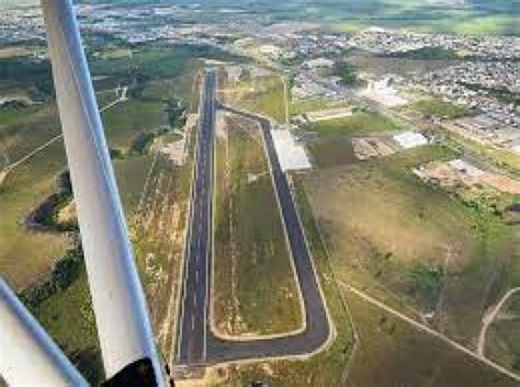 Aeroporto De Linhares D Novo Passo Para Receber Voos De Maior Porte