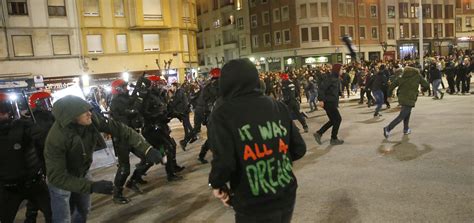 Guerra Entre Ultras Antes Del Athletic Spartak De Moscú