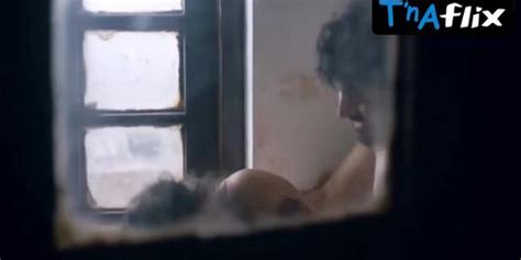 Sakshi Pradhan Breasts Bikini Scene In Peshawar Tnaflix