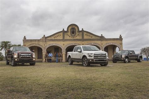 2015 FORD F KING RANCH LINE UP Fabricante FORD PlanetCarsZ