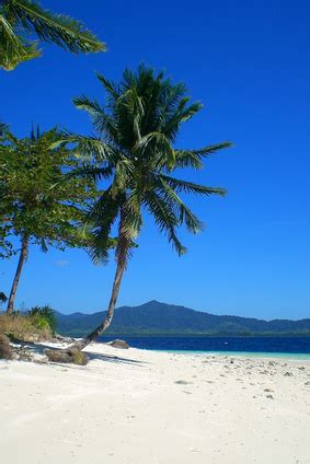 Beach Locations Near Manila, Philippines | USA Today