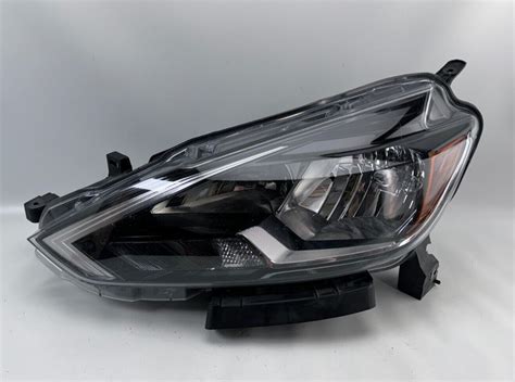 2016 2017 2018 Nissan Sentra Headlight Left Driver Side Halogen Oem Ebay