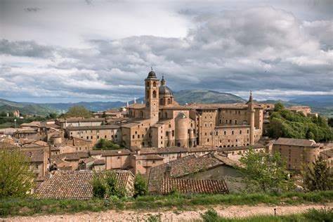 Urbino - Life in Italy