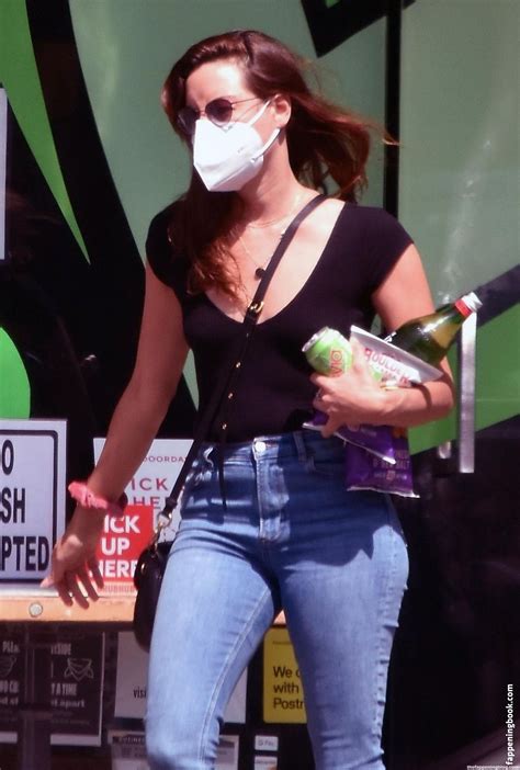 Aubrey Plaza Nude OnlyFans Leaks Fappening Page FappeningBook