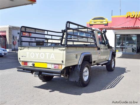 Used Toyota Land Cruiser LX V8 2018 Land Cruiser LX V8 For Sale