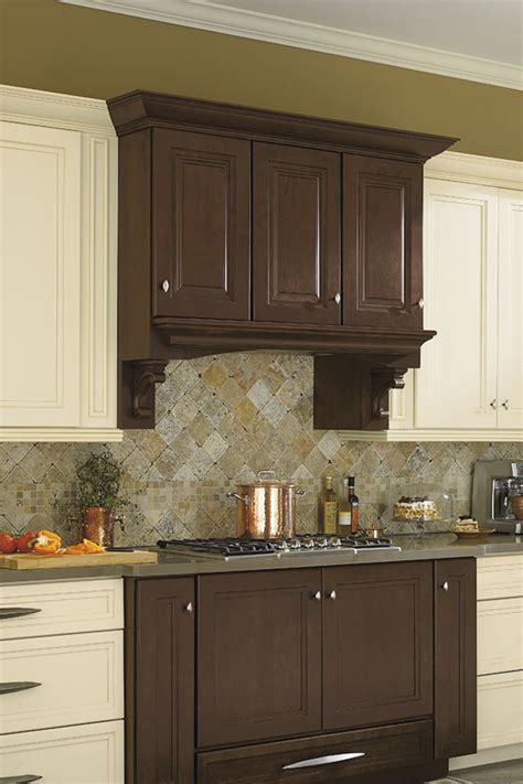 Wood Hood With Davies Corbel Omega Cabinetry