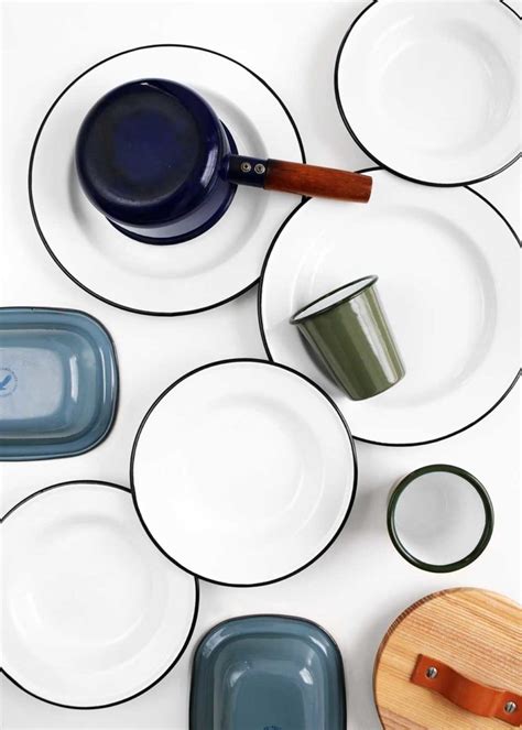 My Favorite Enamelware - The Faux Martha