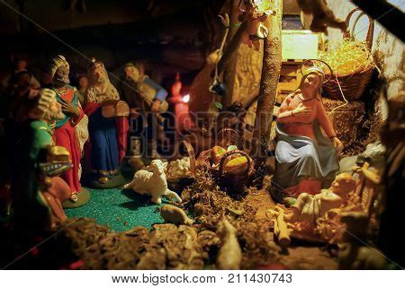 Christmas Manger Scene Image & Photo (Free Trial) | Bigstock