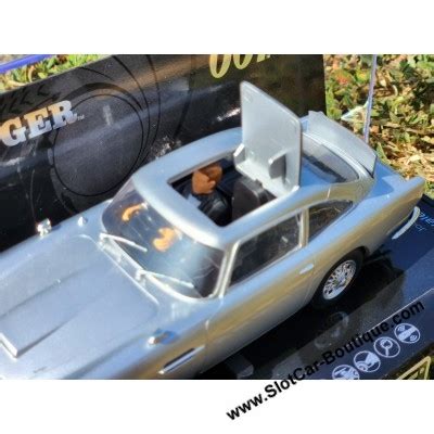 Scalextric C4436 James Bond Aston Martin DB5 Goldfinger