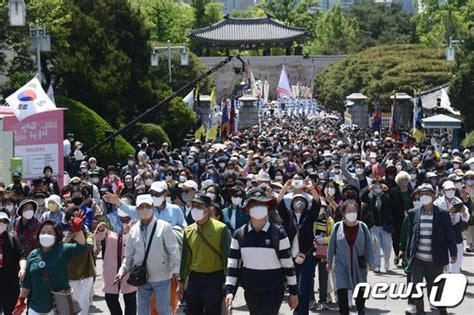 74년 만에 개방된 청와대 네이트 뉴스