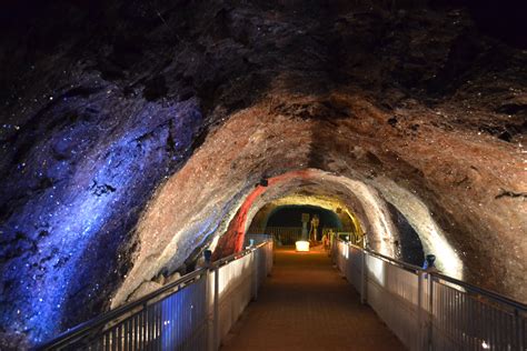 12 Fascinating Images Of Khewra Salt Mine That Will Leave You