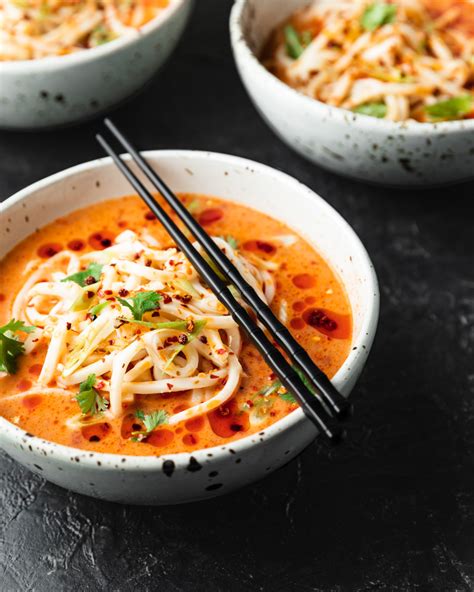 Spicy Udon Noodle Soup Quick Vegan Meal Sprouts And Krauts