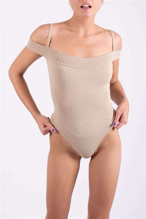 AZZEDINE ALAÏA Spring Vintage Scalloped Nude Bod Gem