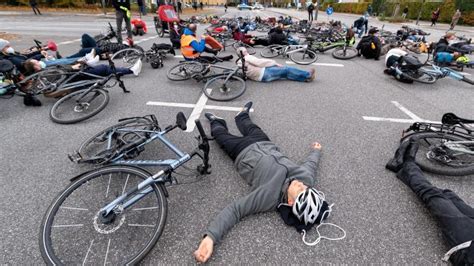 Mahnwache F R Get Teten Radfahrer