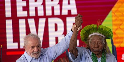 Presidente Lula Promete Demarcar Todas As Terras Ind Genas Durante Seu