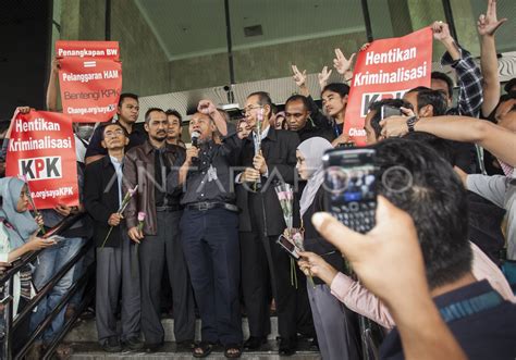 Pelepasan Bambang Widjojanto Antara Foto