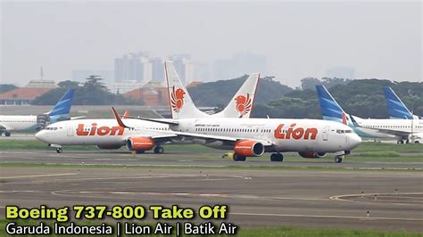 Pesawat Boeing 737 800 Lion Air Batik Air Garuda Indonesia Take Off