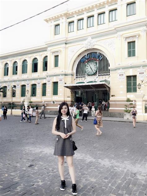 Nhan sắc hot girl quán cơm trắng hơn Ngọc Trinh khiến dân mạng chao đảo