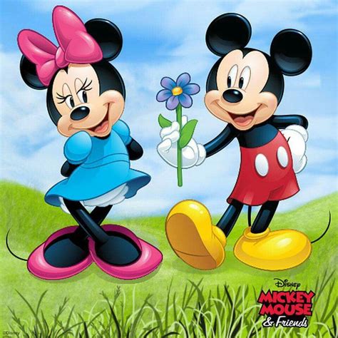 Minnie Et Mickey Minnie Mouse Cartoons Mickey Mouse Mickey Mouse