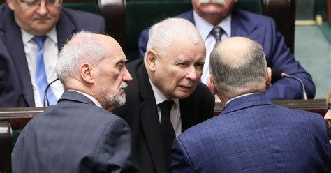 Macierewicz Reaguje Na Likwidacj Podkomisji To Bezprawie Wp