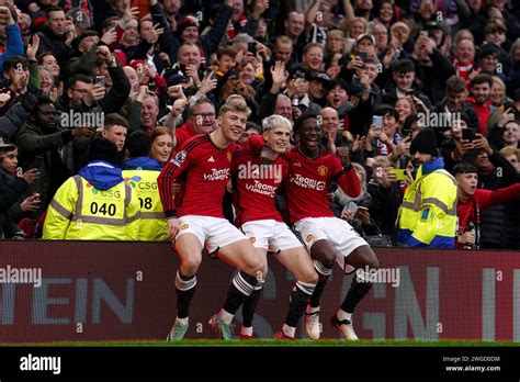 Manchester Uniteds Alejandro Garnacho Centre Celebrates With Rasmus Hojlund Left And Kobbie