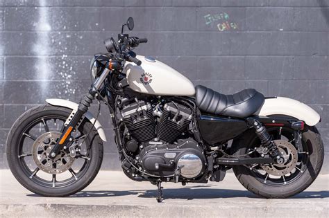 Harley Davidson Sportster Iron 883