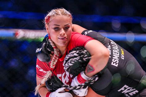 Ewelina Ewelona Kubiak Z Warsaw Shore Do Fame Mma