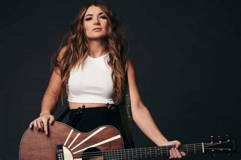 Tenille Townes’ Next Musical Chapter Will Focus On ‘the Way The Light Gets Through The Cracks