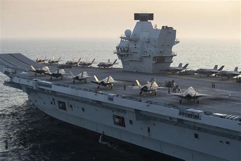 UK, Marine Corps F-35s Begin Operations From HMS Queen Elizabeth ...