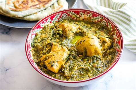 Easy Palak Chicken Recipe Chicken Spinach Curry I Knead To Eat