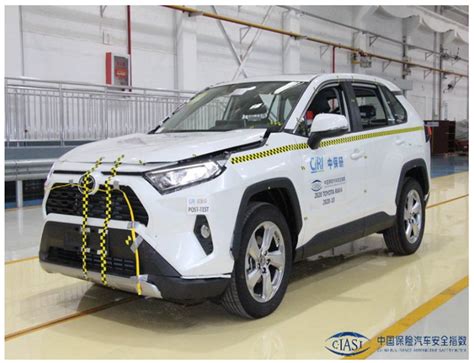 中保研新一期碰撞结果：rav4荣放成绩优异 气囊多就是好 哔哩哔哩