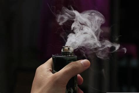 Uk To Ban Disposable Vapes By