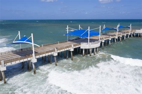 Pompano Beach Pier Usa Shade