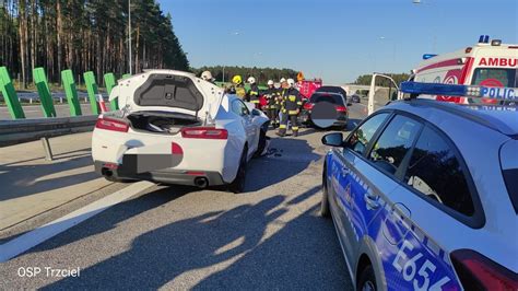 Wypadek Na Autostradzie A W Lubuskiem Zderzy Y Si Trzy Osob Wki