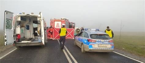 Tragiczny wypadek na drodze krajowej koło Opoczna Zderzenie we mgle