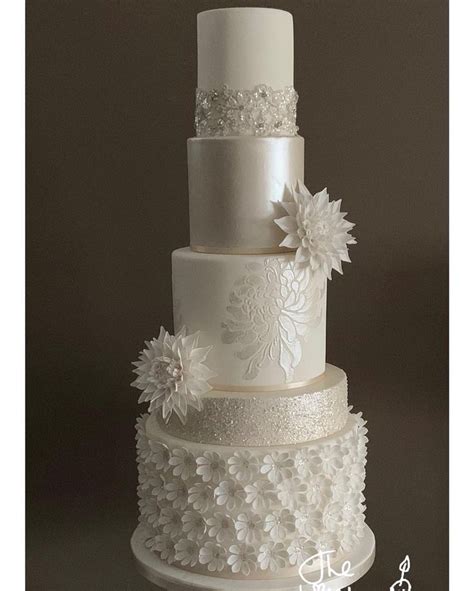 Pin By Theresia H On Schnellgemerkte Pins Wedding Cakes Wedding