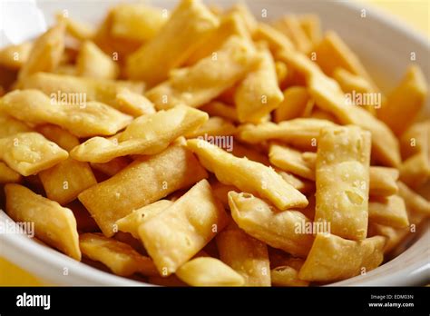 Chinese Crispy Fried Noodles