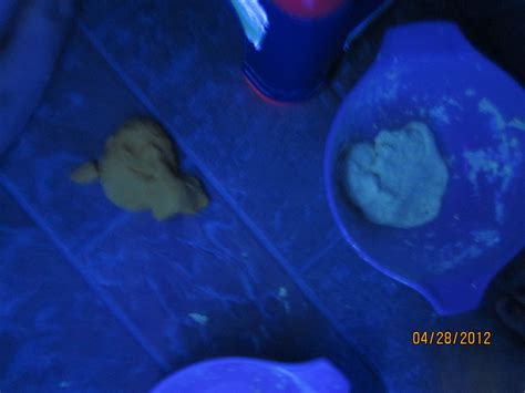 Sew Crafty Mommy Glow In The Dark Play Doh