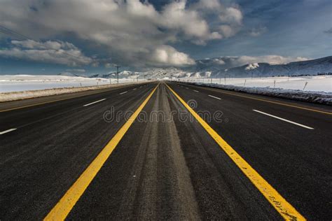 Pusta Autostrada Obraz Stock Obraz Z O Onej Z Kraj Greenbacks