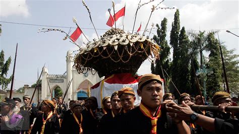 Mengenal Tradisi Syawalan Dari Berbagai Daerah Di Indonesia Hot