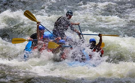 Ocoee River Rafting Best Whitewater Rafting Adventure In Tennessee