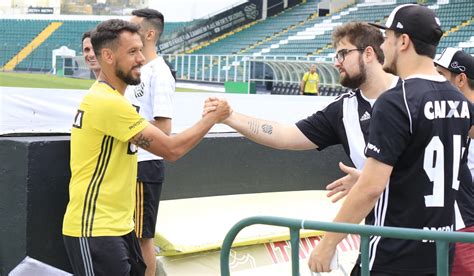 Figueirense encerra preparação para duelo Internacional treino