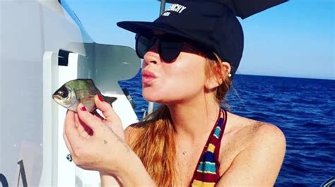 Lindsay Lohan Hasnt Broken Up With Egor Tarabasov Yet Video Dailymotion