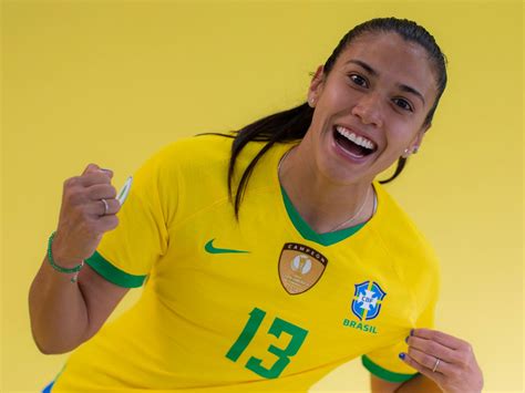 Potiguar Antonia é convocada para a Copa do Mundo pela seleção