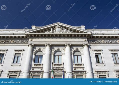 Old And Classic Bank Building Stock Image Image Of Banking Stone