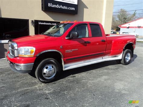 2006 Flame Red Dodge Ram 3500 Slt Quad Cab 4x4 Dually 98982616 Photo