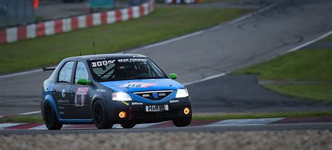 Dacia Logan Beim H Rennen N Rburgring Der Sieger Der Herzen Blog