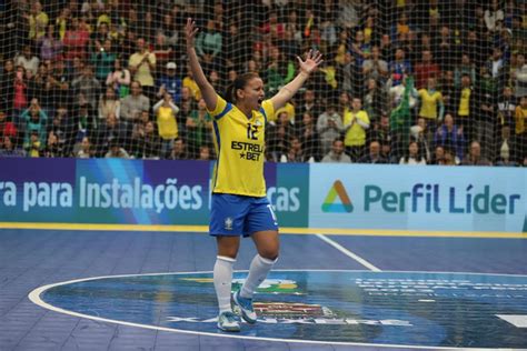 Brasil é Campeão Invicto Do 1º Torneio Internacional De Futsal Feminino