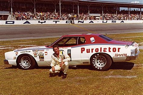 Nascar Legend David Pearson Passes Away At Age 83 Inside Track