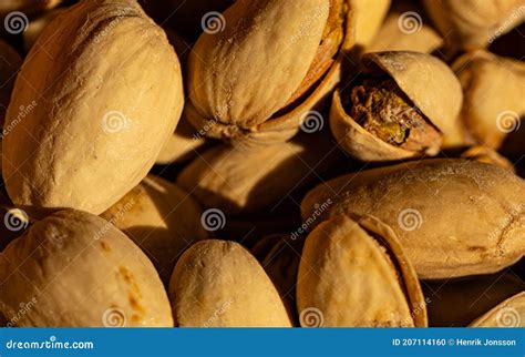 Imagen De Cierre De Un Grupo De Nueces De Pistacho Asadas Y Saladas